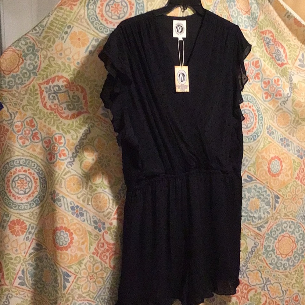 NWT 3XL Tee2urDoor Black Dotted Swiss Romper
